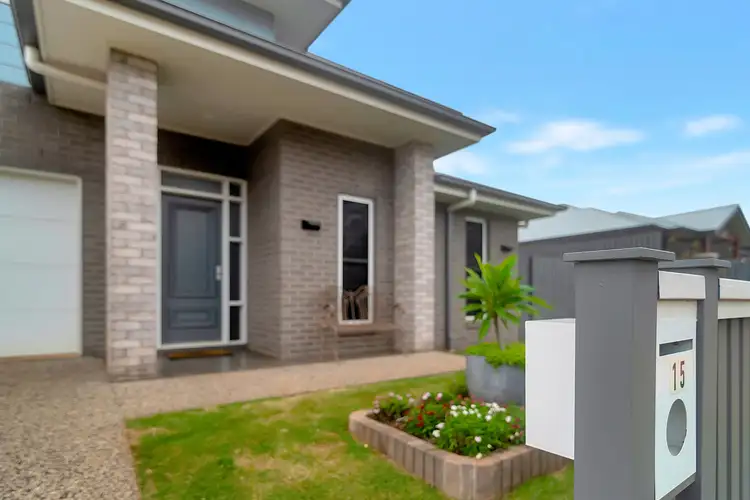 15 McBurnie Avenue, Highfields QLD 4352