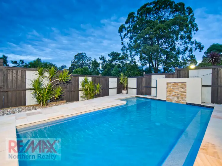 12 Bella Street, Cashmere QLD 4500