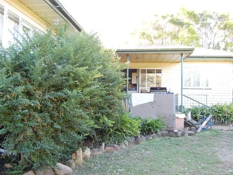 86 Hope Street, Kilcoy QLD 4515