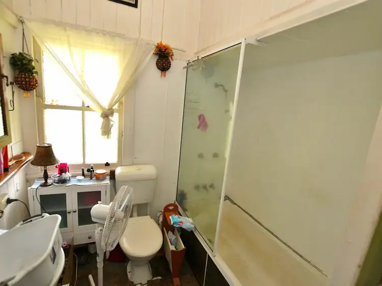 Fifth view of Homely house listing, 28 Hendy Street, Woodford QLD 4514