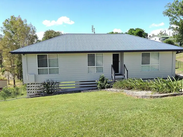 4 Webster Court, Kilcoy QLD 4515