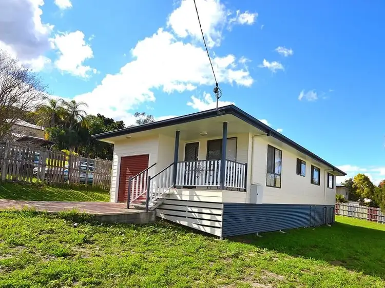 4 Rose Street, Kilcoy QLD 4515