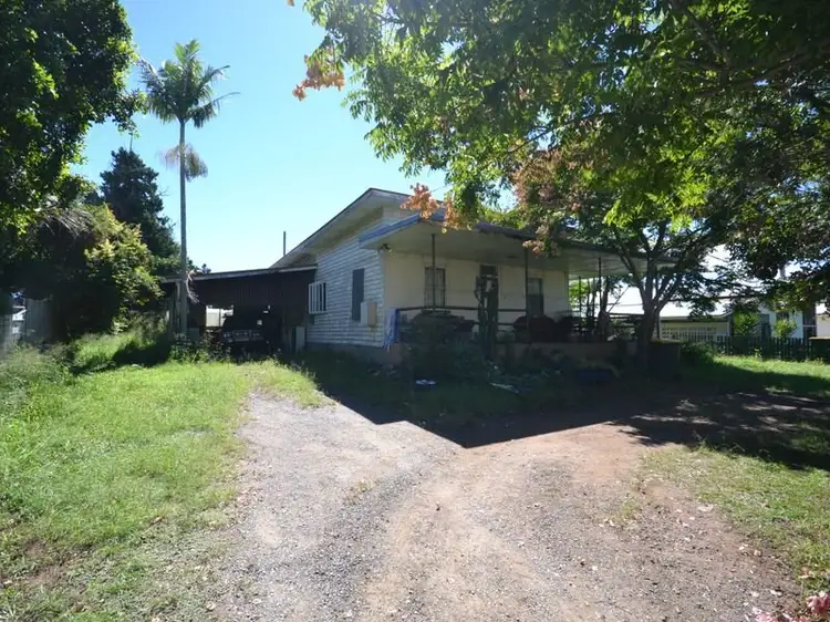 16 Hope Street, Kilcoy QLD 4515