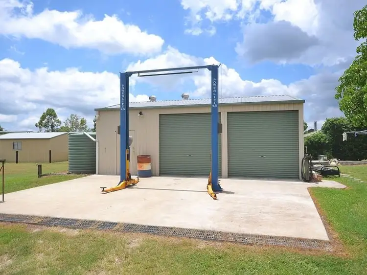 Second view of Homely house listing, 10 Comet Court, Delaneys Creek QLD 4514