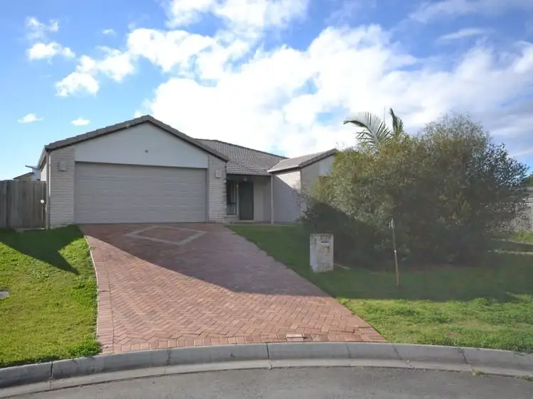 8 Miriam Drive, Kilcoy QLD 4515