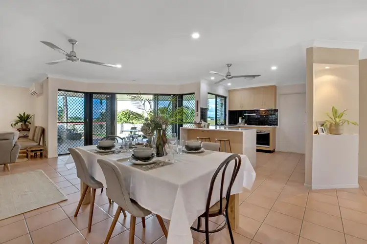 Seventh view of Homely house listing, 2 Jade Court, Glenella QLD 4740