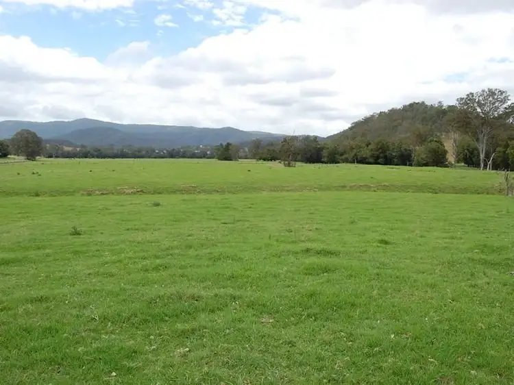 262 Sandy Creek Road, Sandy Creek QLD 4515