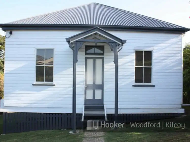 11 Row Street, Kilcoy QLD 4515