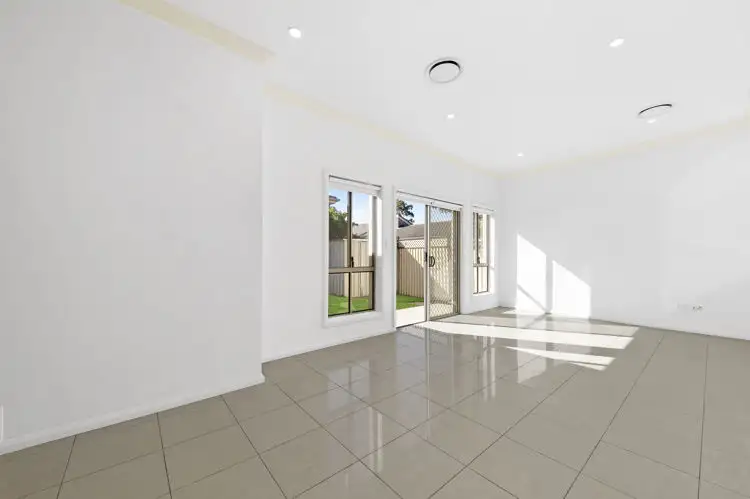 Fourth view of Homely villa listing, 6/128 Dunmore Street, Wentworthville NSW 2145