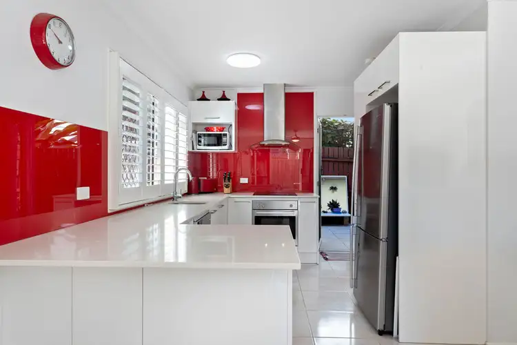 Third view of Homely unit listing, 4/53 Winchester St, Hamilton QLD 4007