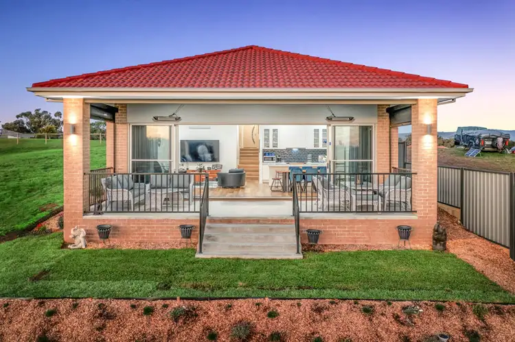 Main view of Homely house listing, 4 Toscana Way, Wallan VIC 3756