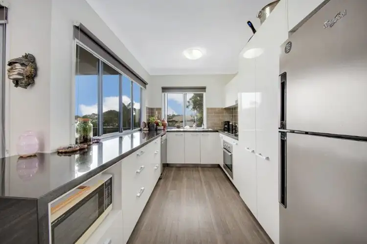 Unit 6, 5-9 View Street, West Gladstone QLD 4680