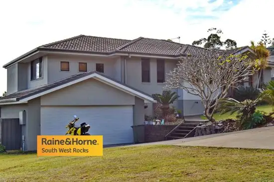 33 Keith Andrews Avenue, South West Rocks NSW 2431