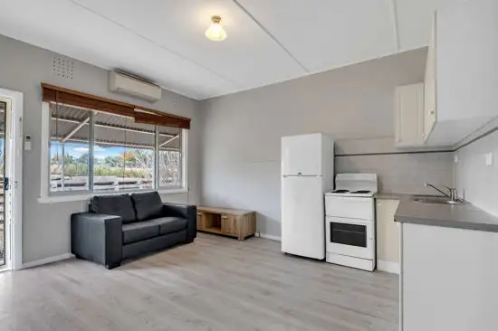 Third view of Homely block of units listing, 1-4/12 Alice Street, Tamworth NSW 2340