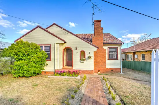 197 Carthage Street, Tamworth NSW 2340