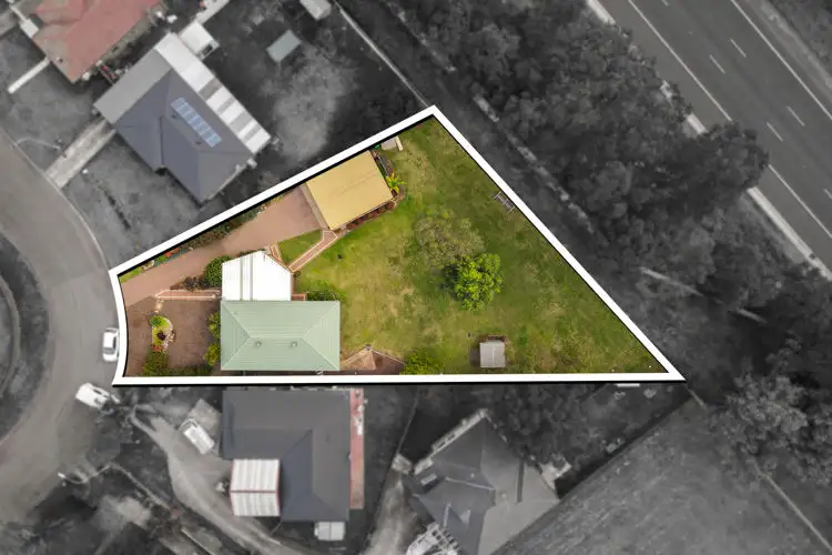 11 Maroubra Crescent, Woodbine NSW 2560
