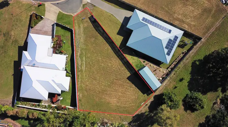 27 Azure Drive, Rural View QLD 4740