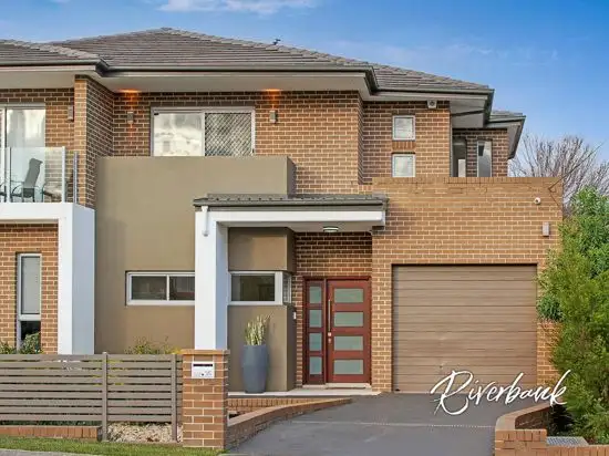 35 Warwick Rd, Merrylands NSW 2160