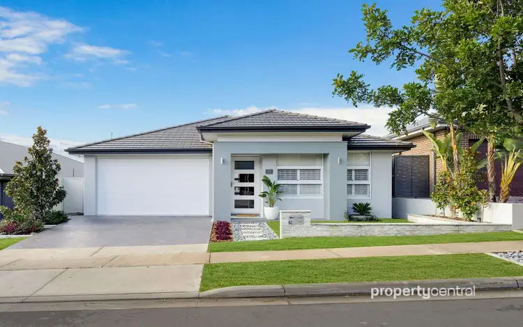 82 Bluestone Drive, Glenmore Park NSW 2745