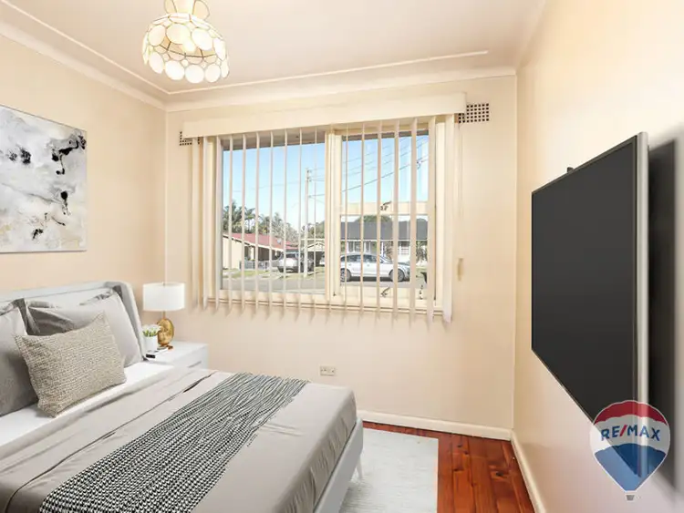 Fourth view of Homely house listing, 8 KERRAN CLOSE, Cambridge Park NSW 2747