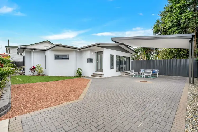 19 Smith Street, Cairns North QLD 4870