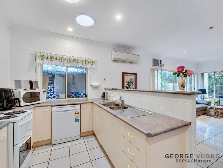 Fifth view of Homely house listing, 4 Ripponlea Ct, Forest Lake QLD 4078