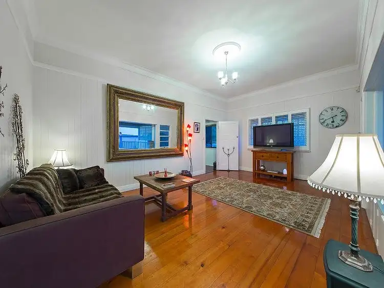 Fourth view of Homely house listing, 2 Kingsley Tce, Wynnum QLD 4178