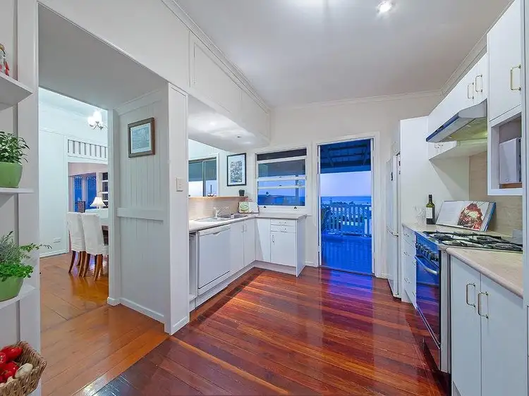 Fifth view of Homely house listing, 2 Kingsley Tce, Wynnum QLD 4178
