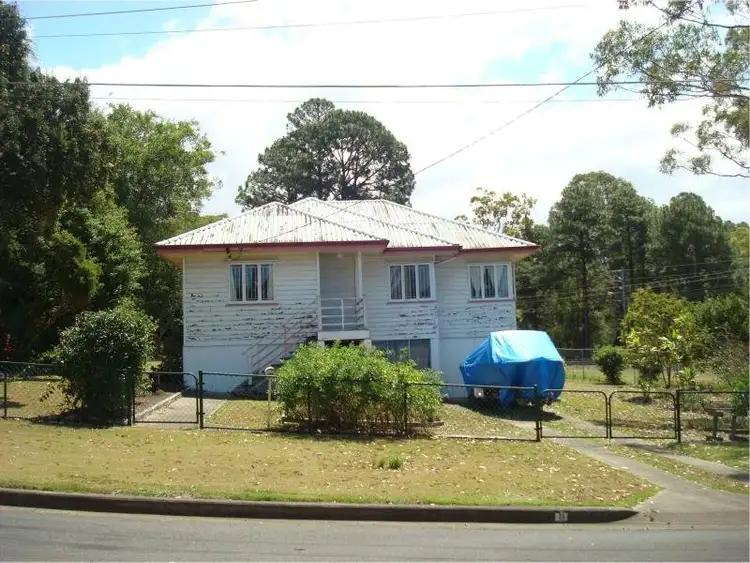 Second view of Homely house listing, 8 Ulagree St, Wynnum West QLD 4178