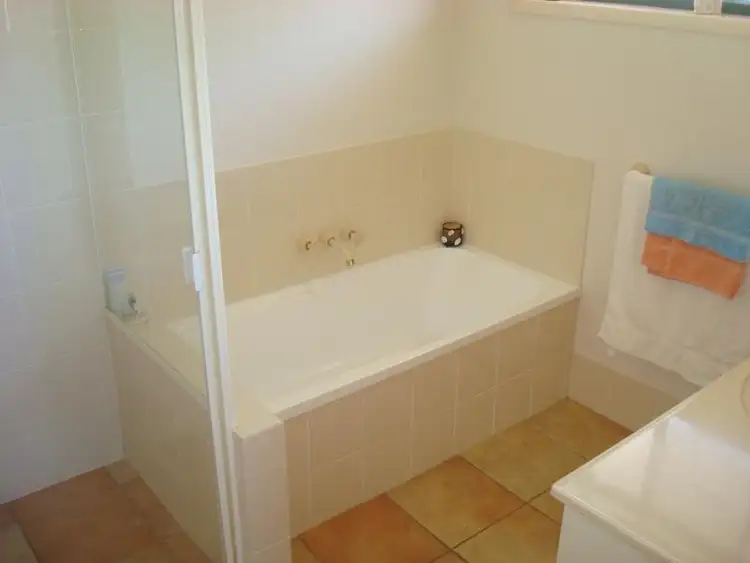 Sixth view of Homely house listing, 4 Tucana Pl, Wynnum QLD 4178