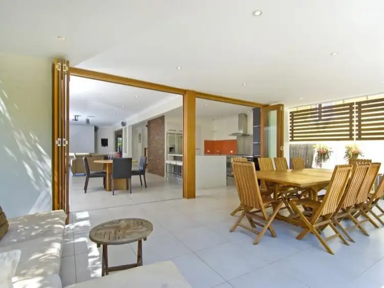 Second view of Homely house listing, 17 Glenora St, Wynnum QLD 4178