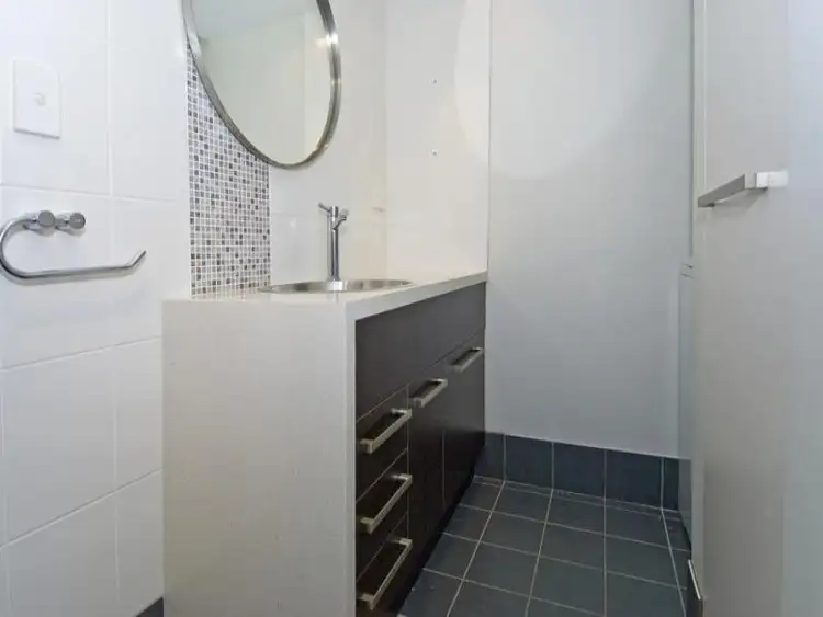 Sixth view of Homely house listing, 17 Glenora St, Wynnum QLD 4178