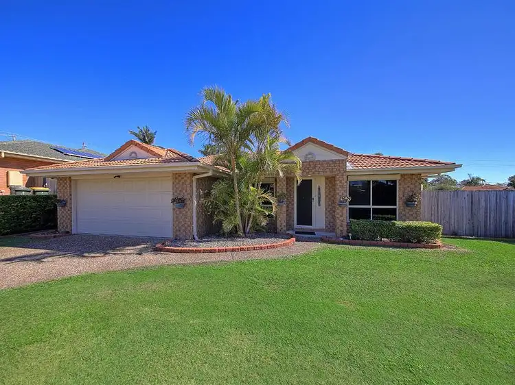 12 Michael St, Wynnum West QLD 4178