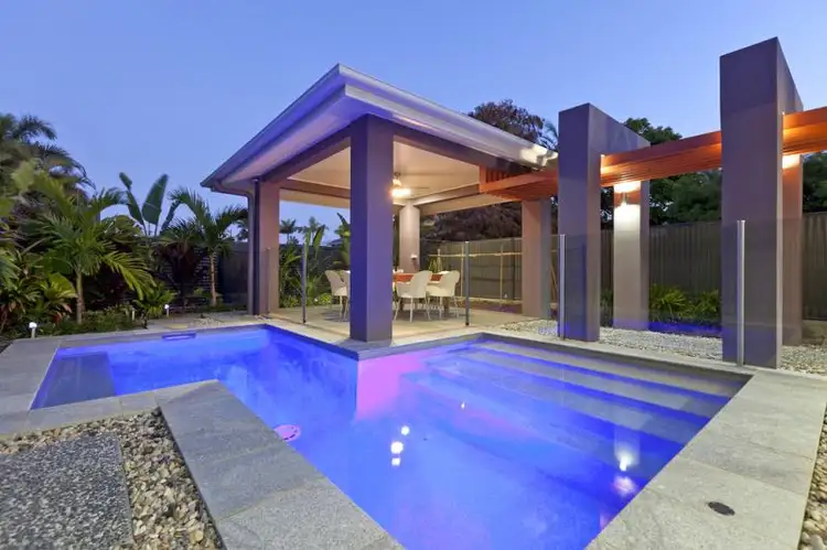 10 Earl Pde, Manly QLD 4179