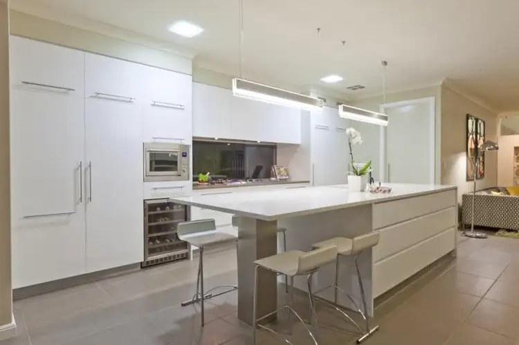 Third view of Homely house listing, 10 Earl Pde, Manly QLD 4179