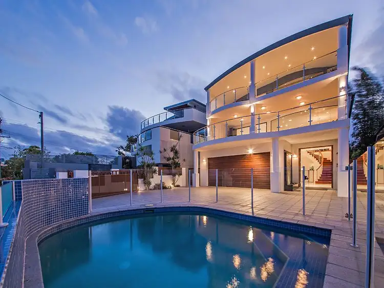 171 Carlton Terrace, Manly QLD 4179