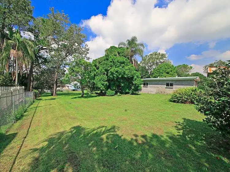 Second view of Homely house listing, 152 Prospect St, Wynnum QLD 4178
