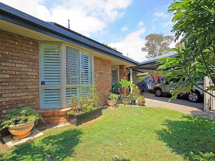 18 Brett Pl, Wynnum West QLD 4178