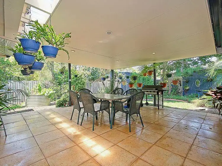 Seventh view of Homely house listing, 18 Brett Pl, Wynnum West QLD 4178