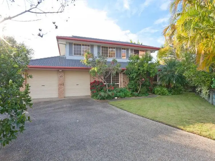 18 Irvine Pl, Wynnum West QLD 4178