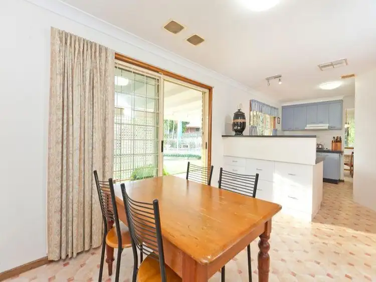 Fifth view of Homely house listing, 18 Irvine Pl, Wynnum West QLD 4178