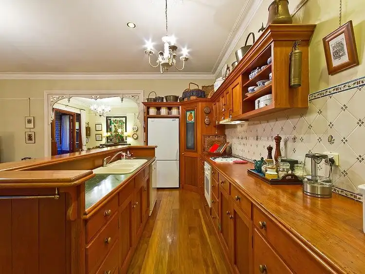 Sixth view of Homely house listing, 18 Britannia St, Manly QLD 4179
