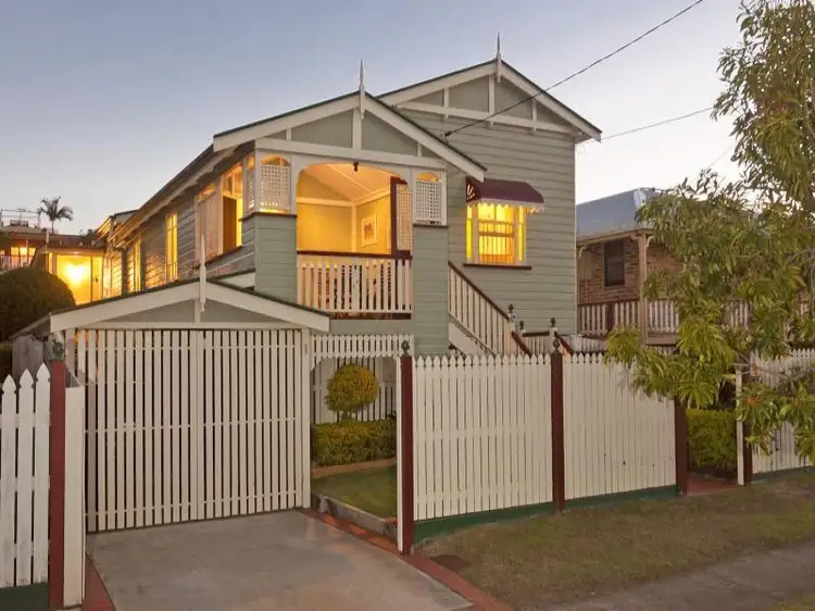23 Stratton Tce, Wynnum QLD 4178