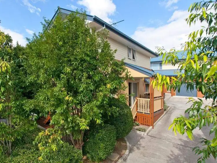4/12 Yamboyna St, Manly QLD 4179