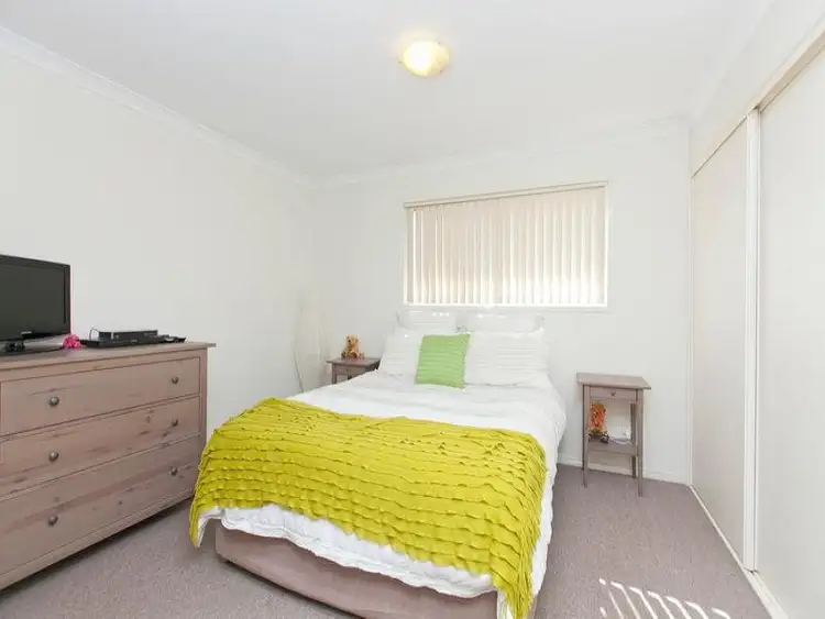 Seventh view of Homely townhouse listing, 4/12 Yamboyna St, Manly QLD 4179