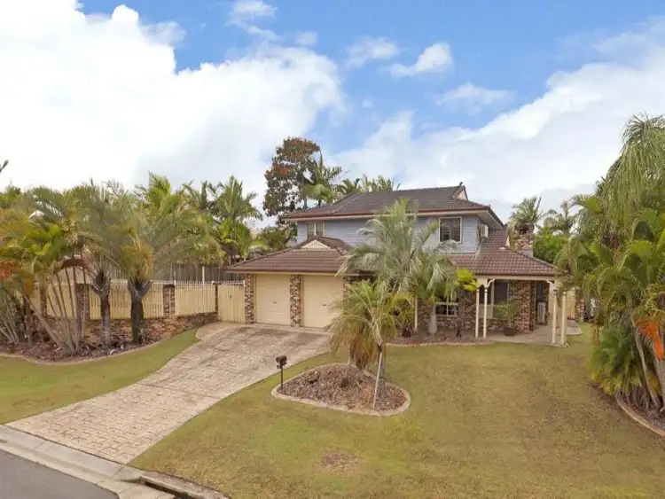3 Irvine Pl, Wynnum West QLD 4178