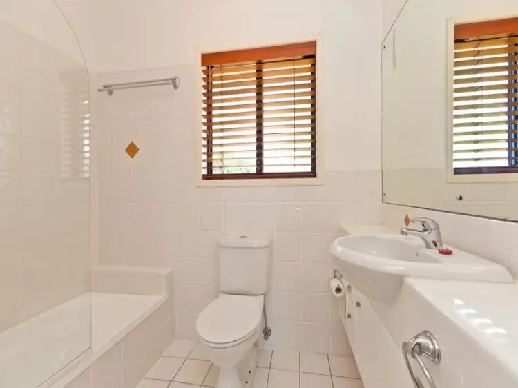 Fifth view of Homely house listing, 2/22 Nelson Pde, Manly QLD 4179
