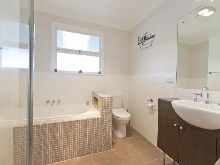 Fifth view of Homely house listing, 17 Cavanaugh St, Wynnum West QLD 4178