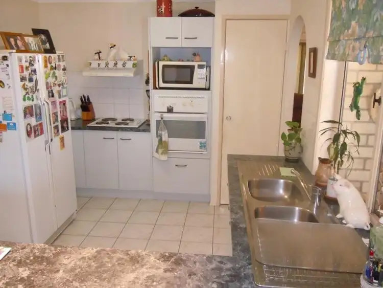 Seventh view of Homely house listing, 5 Douglas Cl, Wynnum West QLD 4178