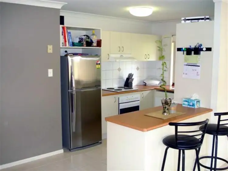 Fourth view of Homely house listing, 6 Jacqueline Pl, Wynnum West QLD 4178